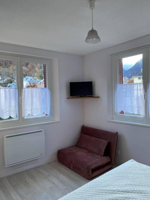 Appartement Au Centre Ville. Cauterets Εξωτερικό φωτογραφία